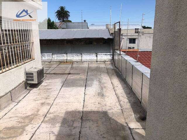 #SA624 - Piso Comercial para Venta en Montevideo - UY-MO - 3