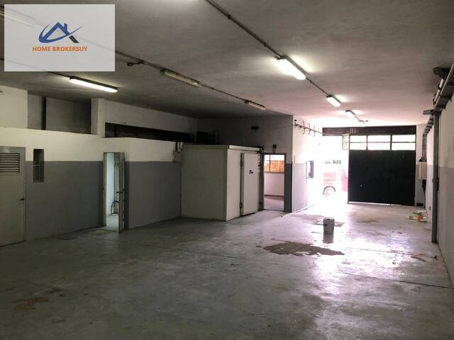 #SA624 - Piso Comercial para Venta en Montevideo - UY-MO - 1